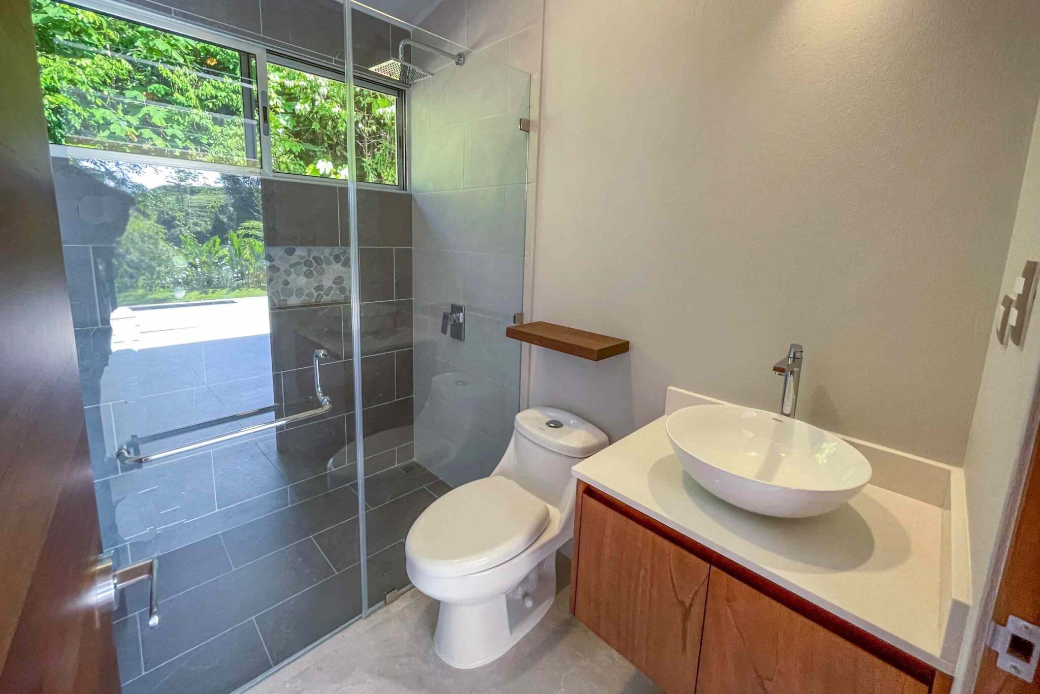 New Construction 2-Bedroom House with Pool & Natural Jungle Setting in Ojochal Costa Rica