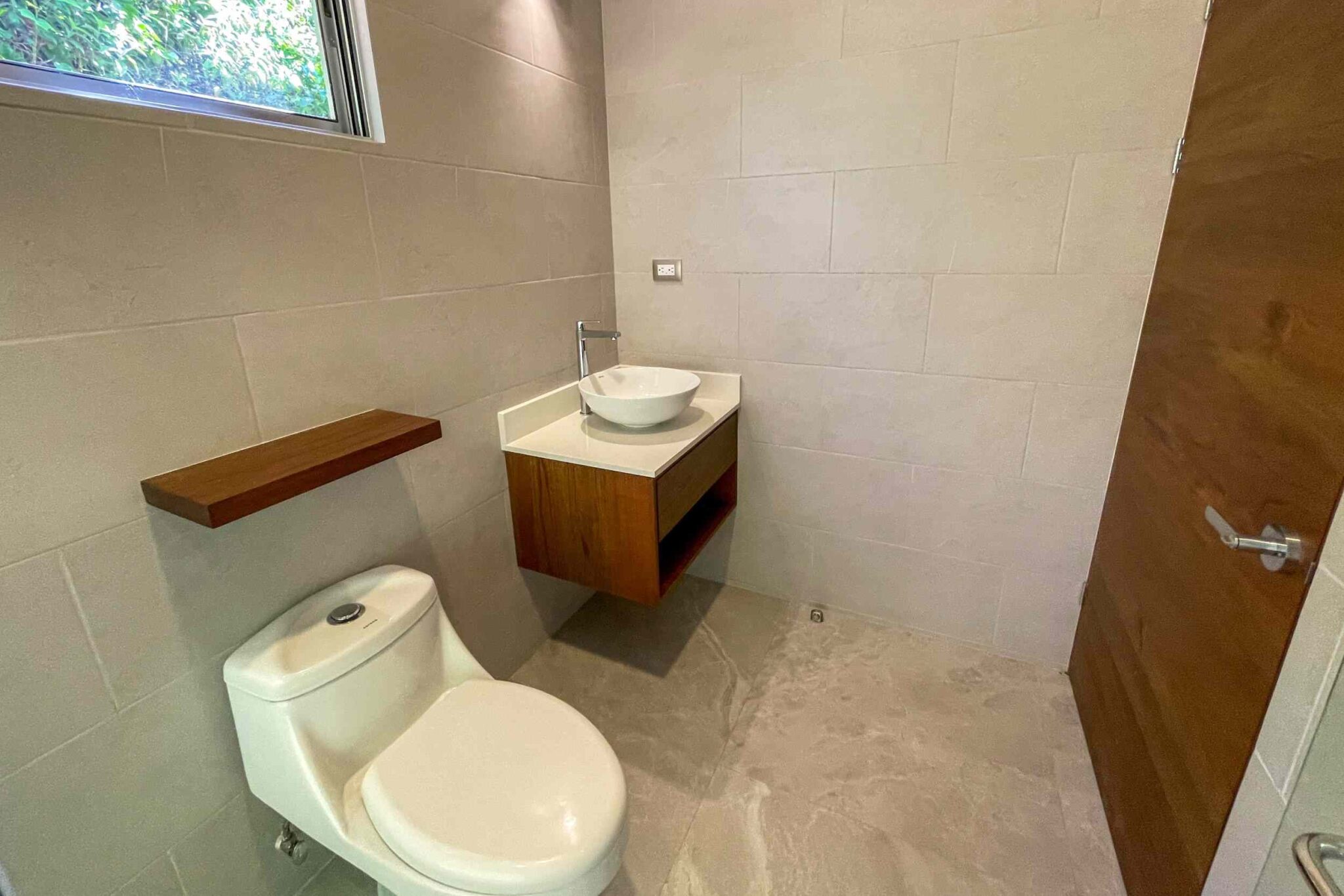 New Construction 2-Bedroom House with Pool & Natural Jungle Setting in Ojochal Costa Rica