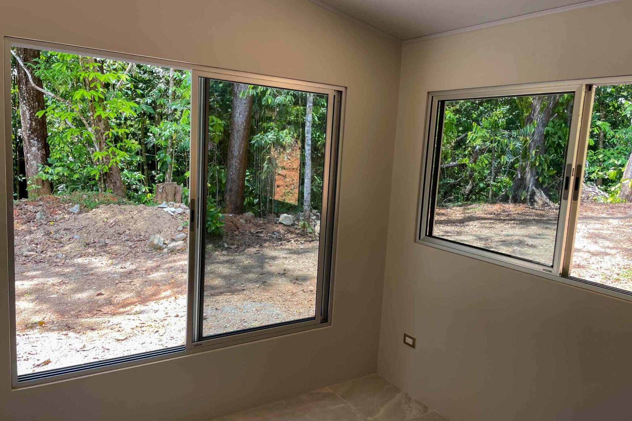 New Construction 2-Bedroom House with Pool & Natural Jungle Setting in Ojochal Costa Rica