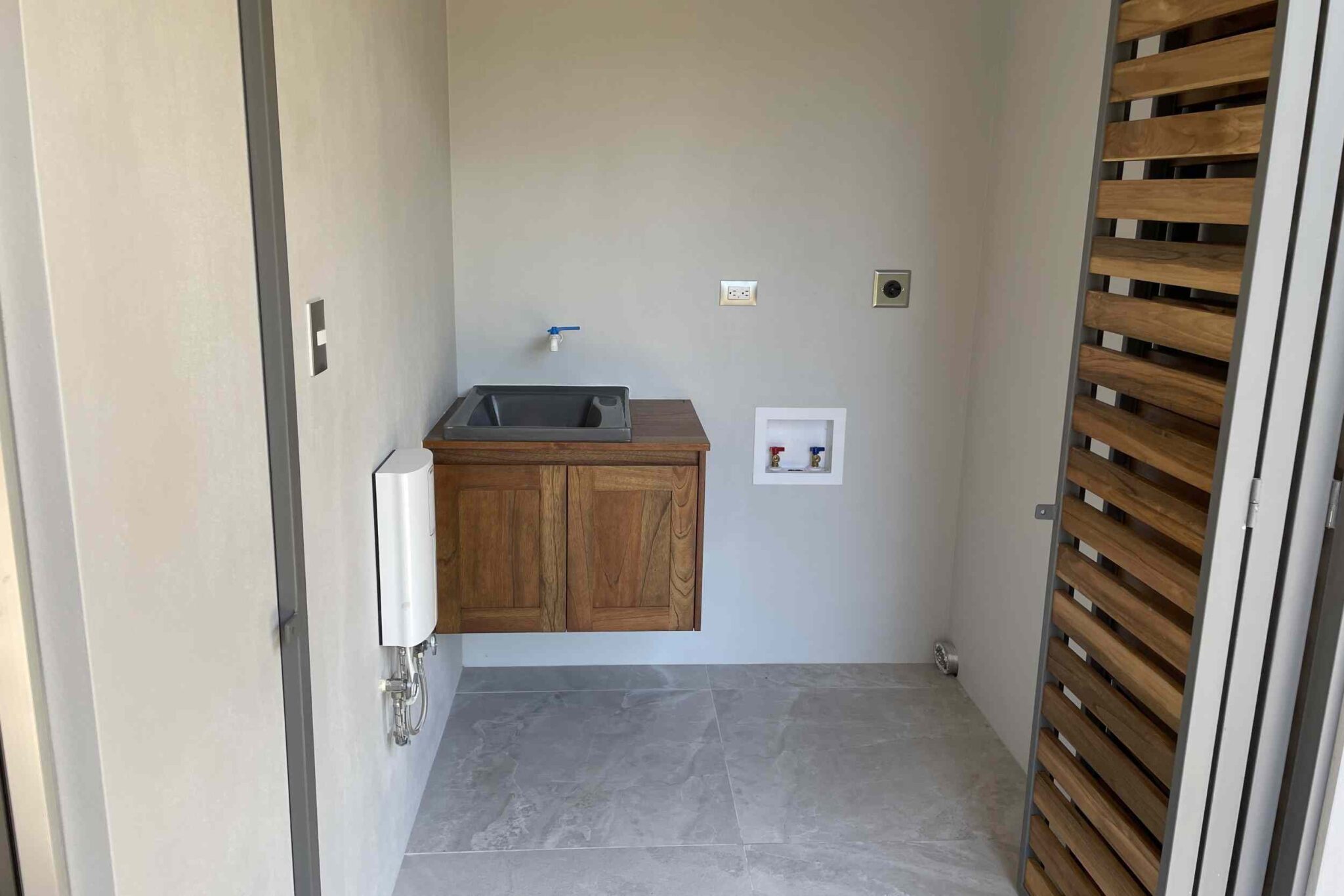 New Construction 2-Bedroom House with Pool & Natural Jungle Setting in Ojochal Costa Rica