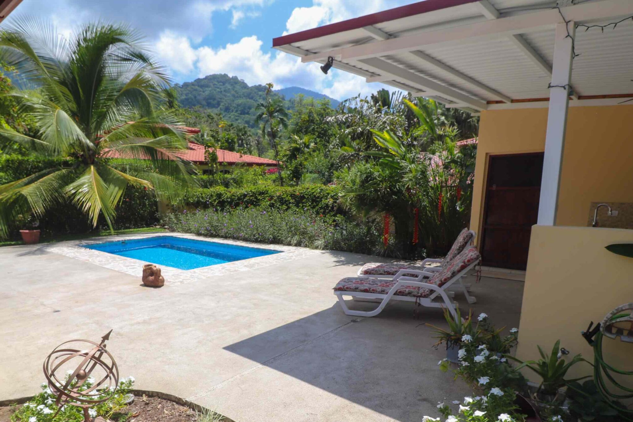 ojochal-calleDelbosque4-1222- (35) Easy-Access Home with Beautiful Outdoor Living Space, Pool & Garden in Ojochal Costa Rica