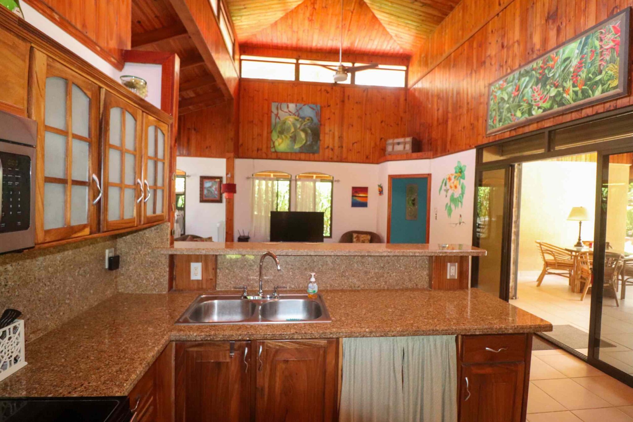 ojochal-calleDelbosque4-1222- (11) Easy-Access Home with Beautiful Outdoor Living Space, Pool & Garden in Ojochal Costa Rica