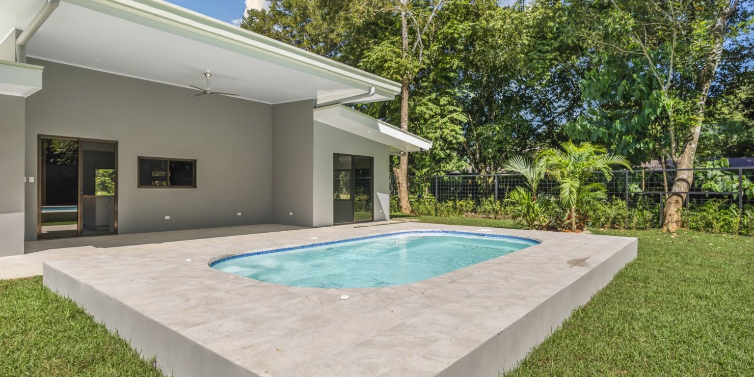 New Modern-Style 3-Bedroom Home with Pool in Easy, Walk-to-Beach Location in Bahia near Uvita Costa Rica New Modern-Style 3-Bedroom Home with Pool in Easy, Walk-to-Beach Location in Bahia near Uvita Costa Rica