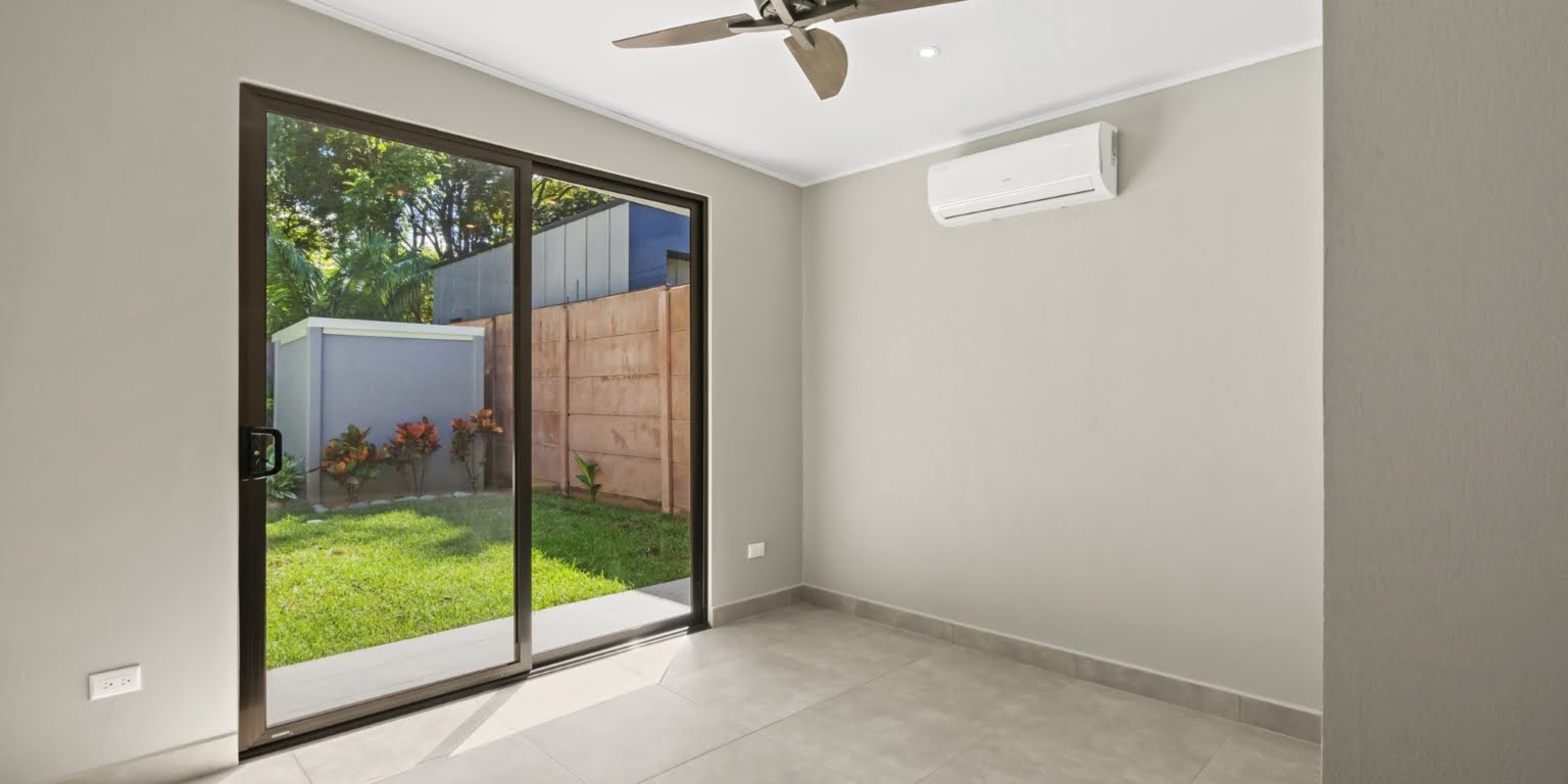 New Modern-Style 3-Bedroom Home with Pool in Easy, Walk-to-Beach Location in Bahia near Uvita Costa Rica New Modern-Style 3-Bedroom Home with Pool in Easy, Walk-to-Beach Location in Bahia near Uvita Costa Rica