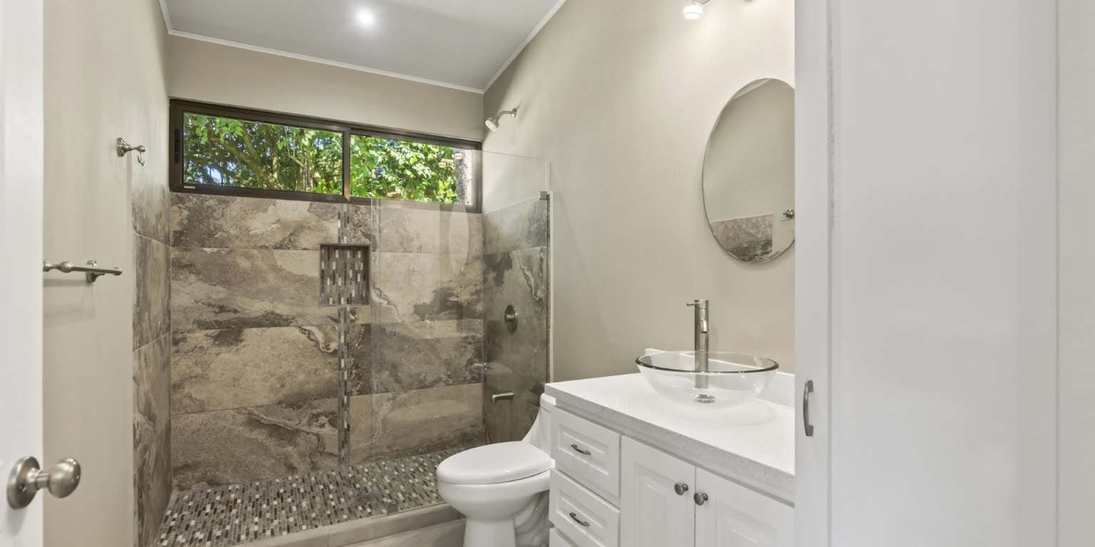 Brand New Modern-Style 3-Bedroom Home with Pool in Easy, Walk-to-Beach Location in Bahia near Uvita Costa Rica Brand New Modern-Style 3-Bedroom Home with Pool in Easy, Walk-to-Beach Location in Bahia near Uvita Costa Rica
