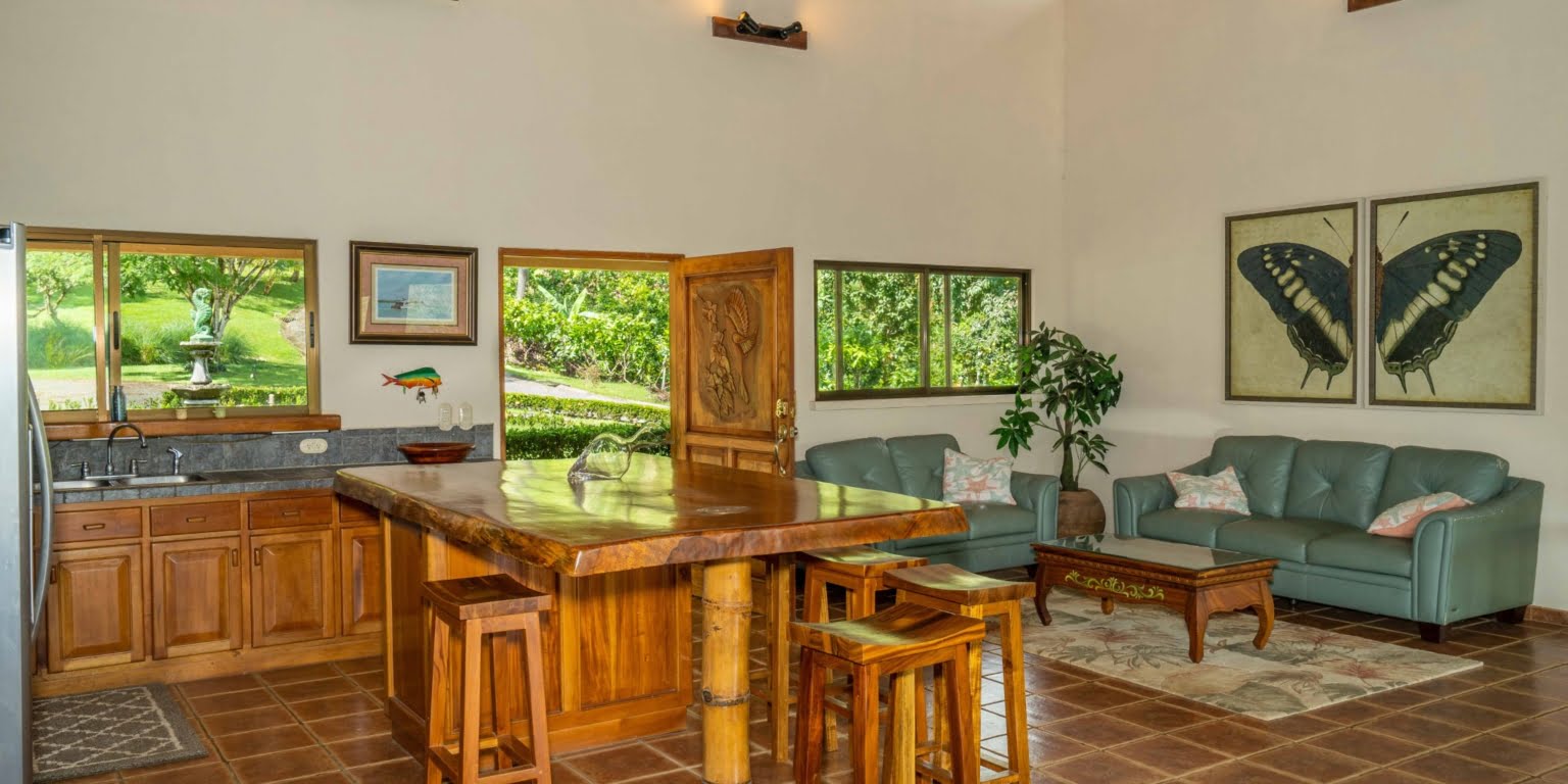 Country Club Feel Oasis Surrounded by Mountains with Cacao Farm in Platanillo above Dominical Costa Rica Country Club Feel Oasis Surrounded by Mountains with Cacao Farm in Platanillo above Dominical Costa Rica