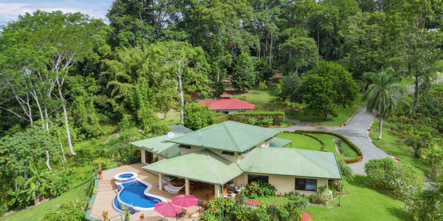 Country Club Feel Oasis Surrounded by Mountains with Cacao Farm in Platanillo above Dominical Costa Rica Country Club Feel Oasis Surrounded by Mountains with Cacao Farm in Platanillo above Dominical Costa Rica
