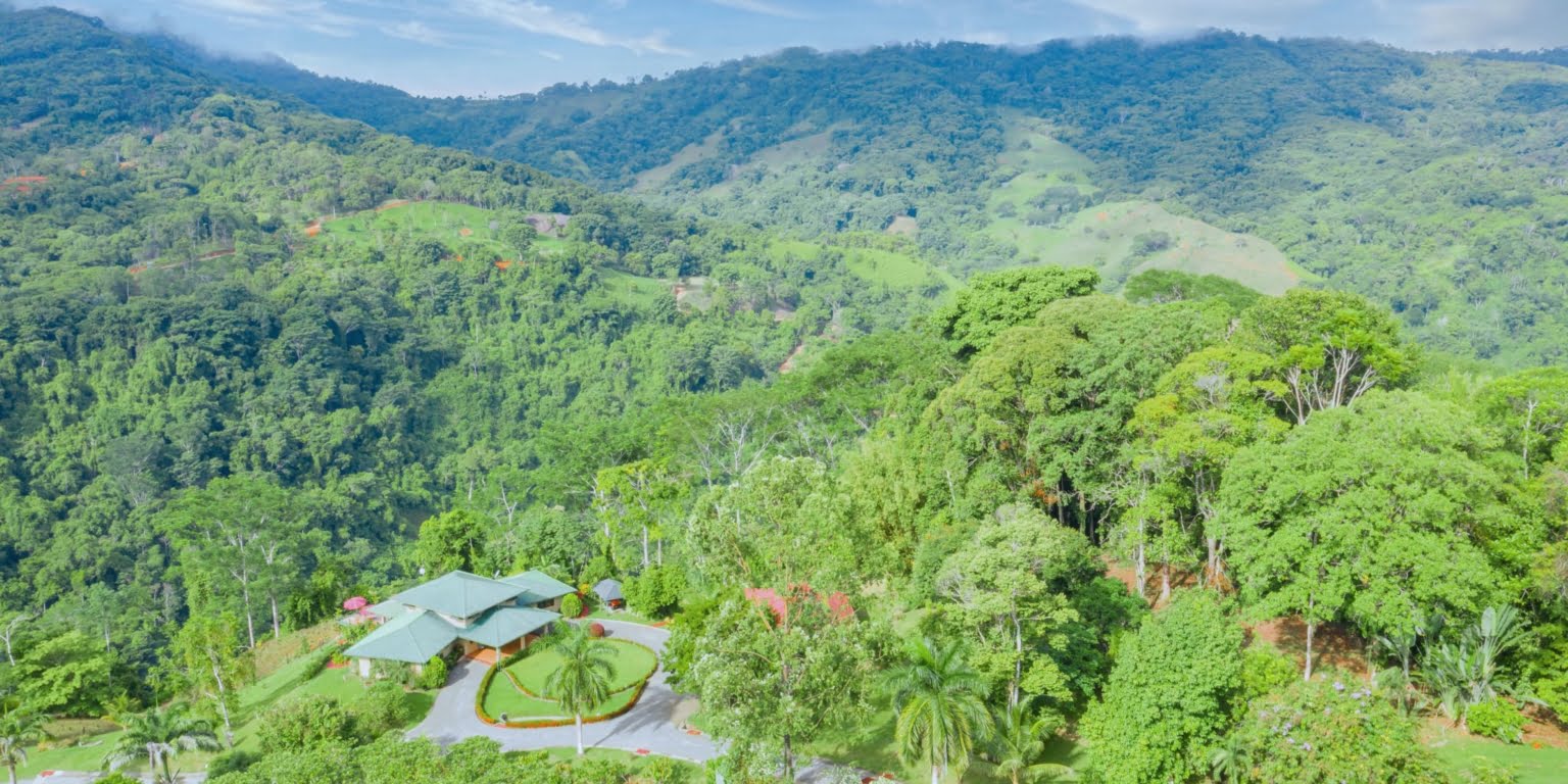 Country Club Feel Oasis Surrounded by Mountains with Cacao Farm in Platanillo above Dominical Costa Rica Country Club Feel Oasis Surrounded by Mountains with Cacao Farm in Platanillo above Dominical Costa Rica