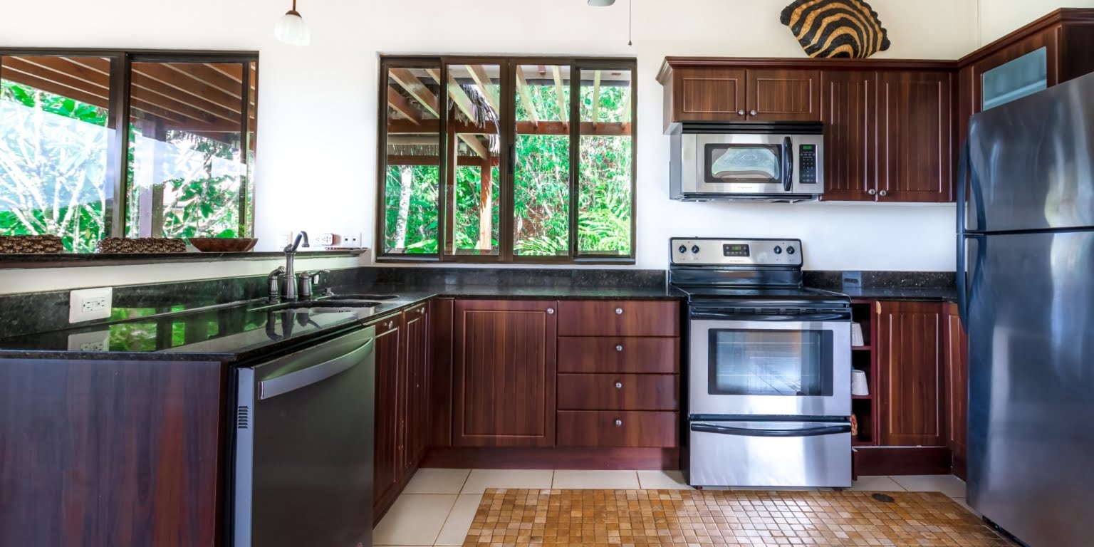 Walk-to-Beach, Stunning Ocean View Townhome with Great Rental Potential in Canto del Mar in Dominicalito Costa Rica Walk-to-Beach, Stunning Ocean View Townhome with Great Rental Potential in Canto del Mar in Dominicalito Costa Rica