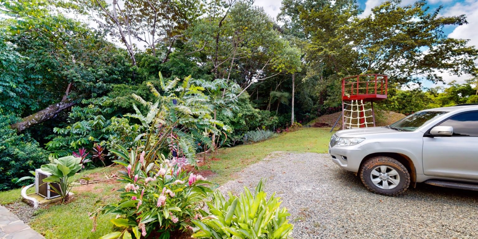 5449 Tres Rios House 2 bed House – 25 Two-Bedroom Home in Private Location with Glimpse of The Pacific in Tres Rios Costa Rica