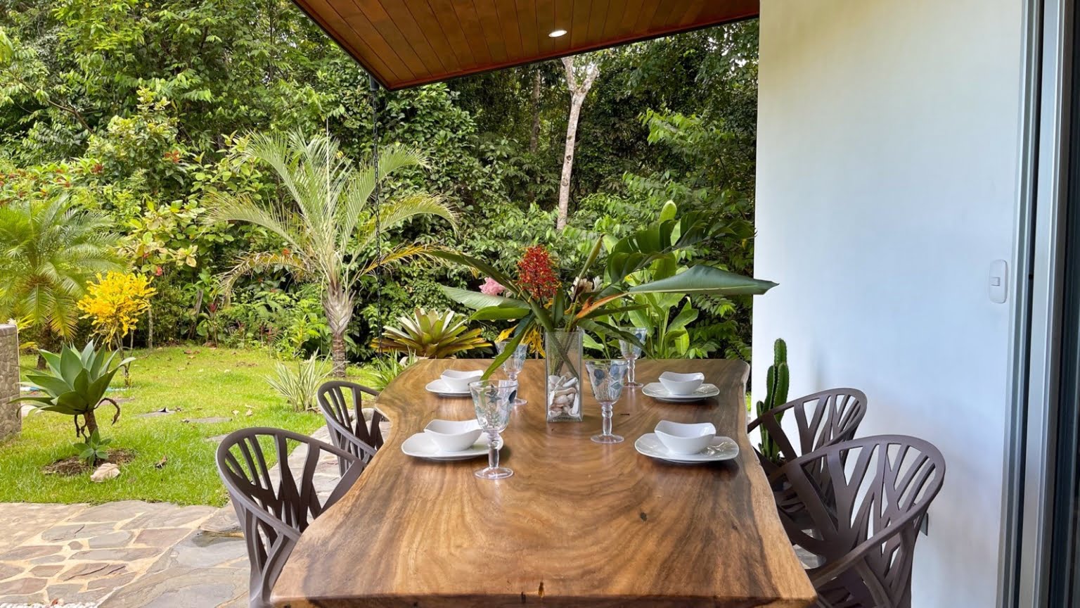 5449 Tres Rios 2 bed House – 6 Two-Bedroom Home in Private Location with Glimpse of The Pacific in Tres Rios Costa Rica