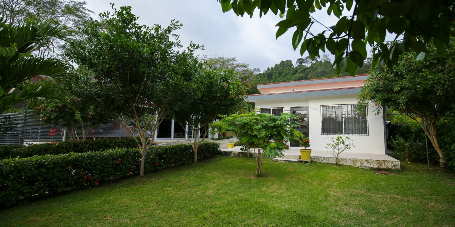 DVO_4490 Commercial Opportunity – Home, Rental Cabins & Room to Build More in Hatillo near Dominical Costa Rica