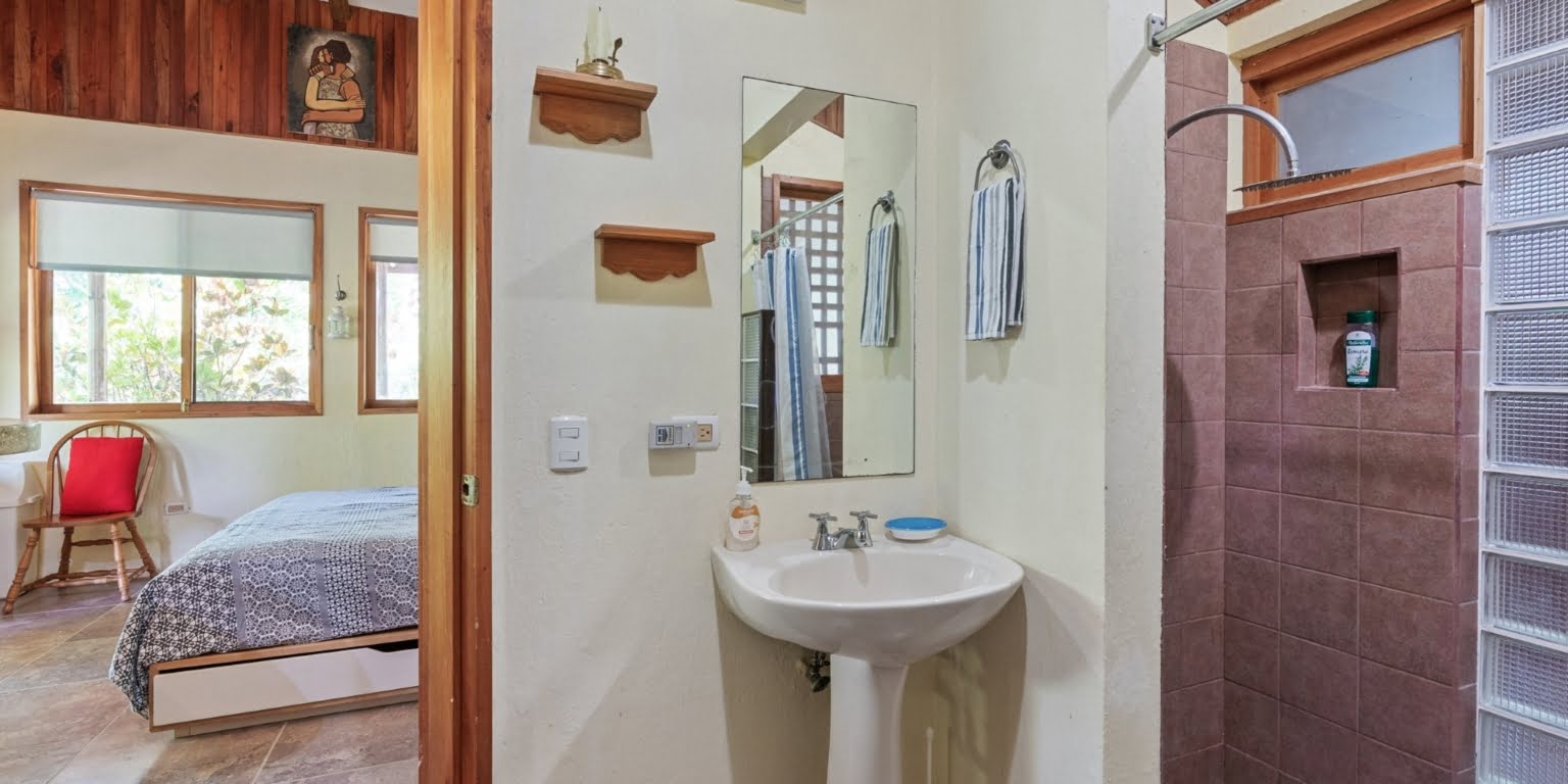 Natural Zen 2-Bedroom Home plus Guest Cabin with Jungle All Around in Lagunas above Dominical Costa Rica