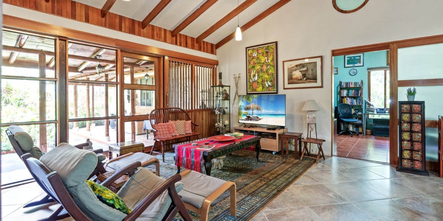 Natural Zen 2-Bedroom Home plus Guest Cabin with Jungle All Around in Lagunas above Dominical Costa Rica