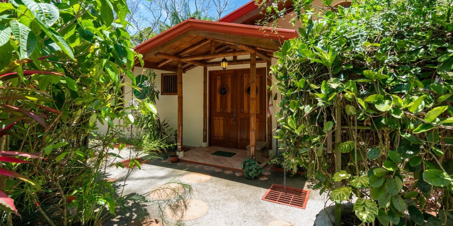 Natural Zen 2-Bedroom Home plus Guest Cabin with Jungle All Around in Lagunas above Dominical Costa Rica
