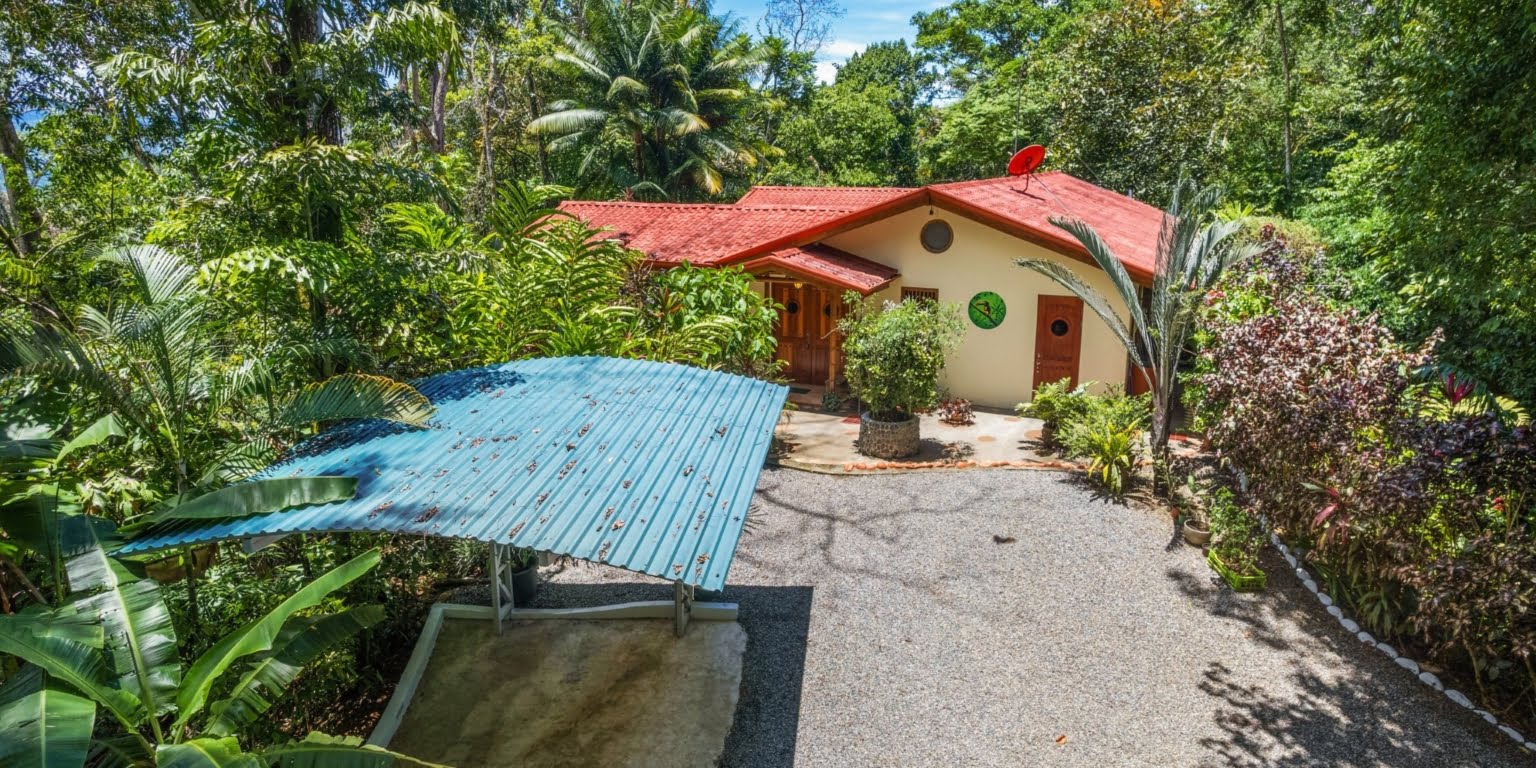 Natural Zen 2-Bedroom Home plus Guest Cabin with Jungle All Around in Lagunas above Dominical Costa Rica