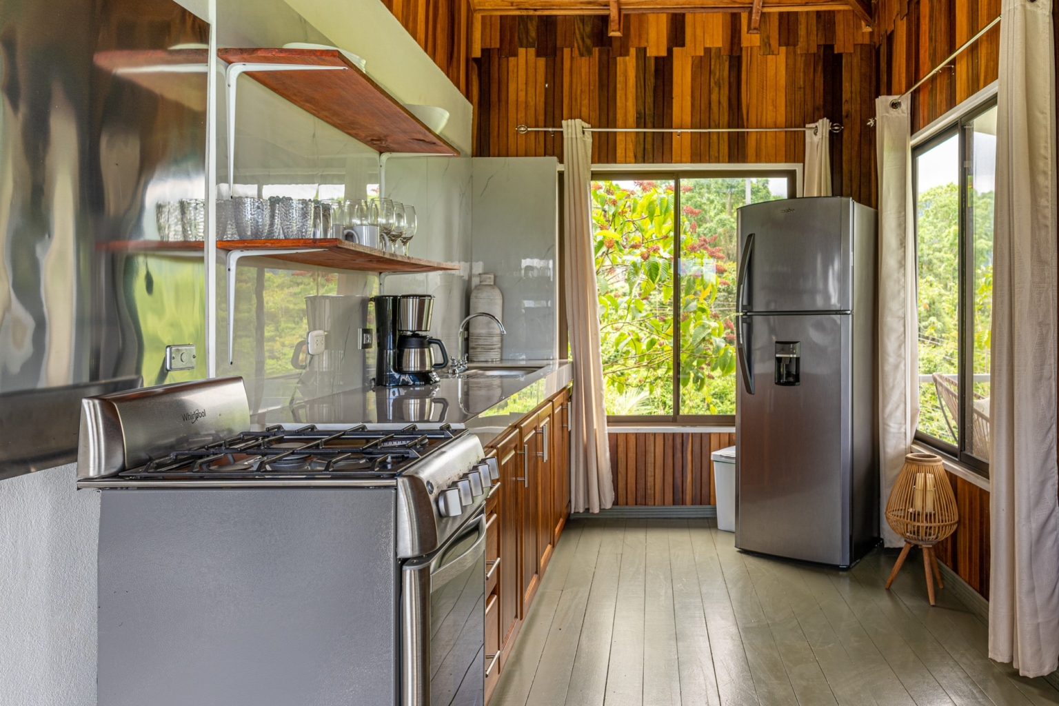 Panoramic Mountain and Ocean Views from this Multi-Unit Property in Tinamastes above Dominical Costa Rica Panoramic Mountain and Ocean Views from this Multi-Unit Property in Tinamastes above Dominical Costa Rica