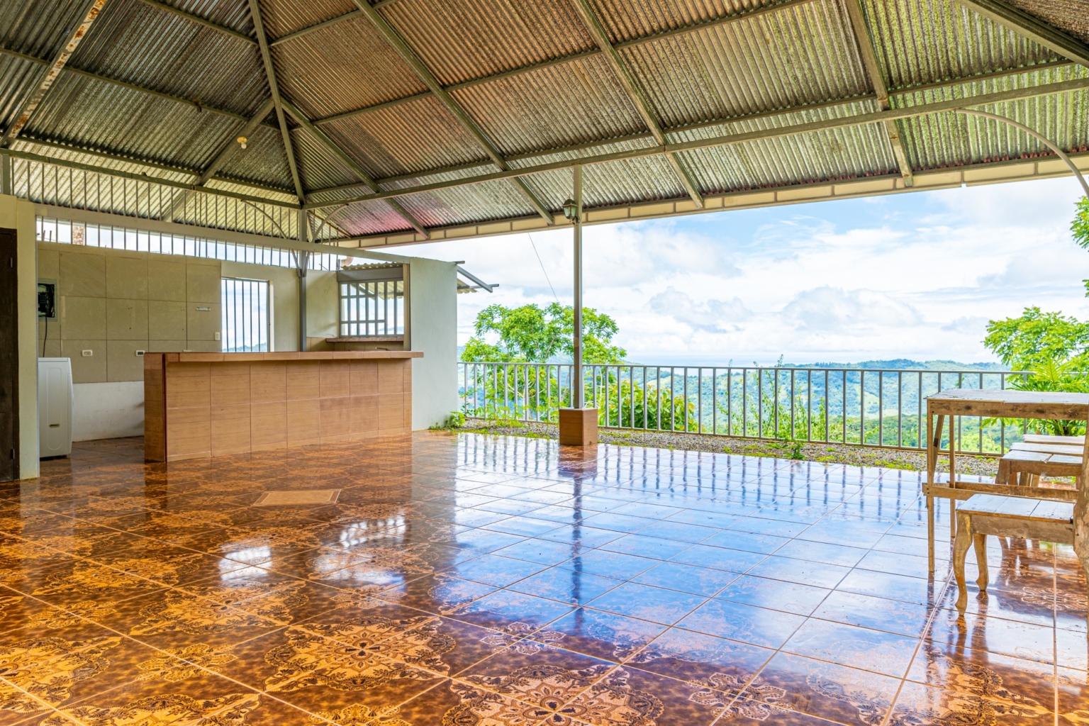 Panoramic Mountain and Ocean Views from this Multi-Unit Property in Tinamastes above Dominical Costa Rica Panoramic Mountain and Ocean Views from this Multi-Unit Property in Tinamastes above Dominical Costa Rica