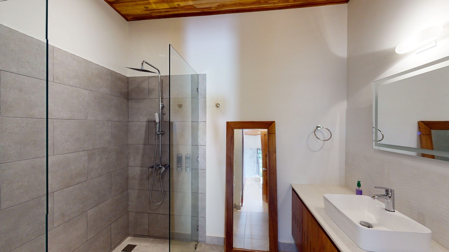 5455 – Ojochal Villa 18 – #13 3 Bedroom Home with Panoramic Mountain View & Pool in Ojochal Costa Rica