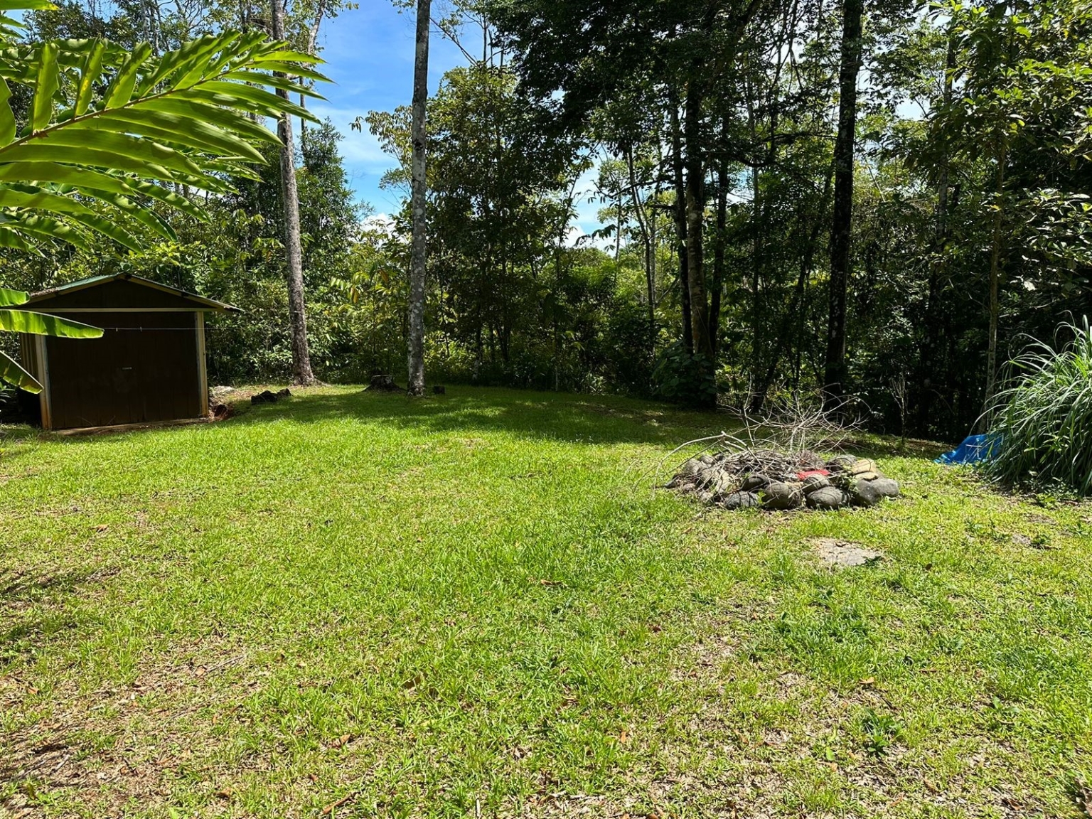 Cozy Jungle House in Platanillo above Dominical Costa Rica Cozy Jungle House in Platanillo above Dominical Costa Rica