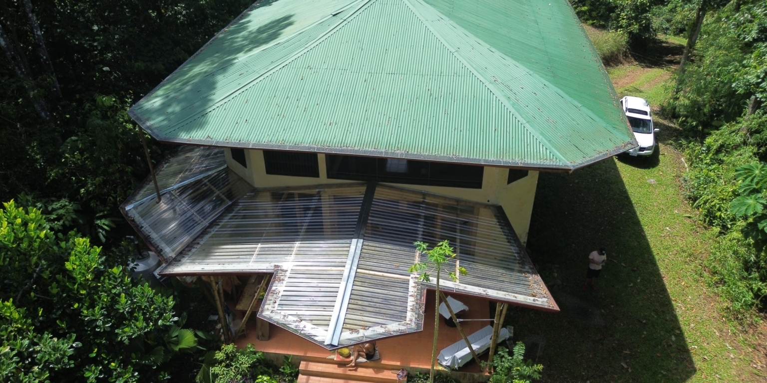 Cozy Jungle House in Platanillo above Dominical Costa Rica Cozy Jungle House in Platanillo above Dominical Costa Rica