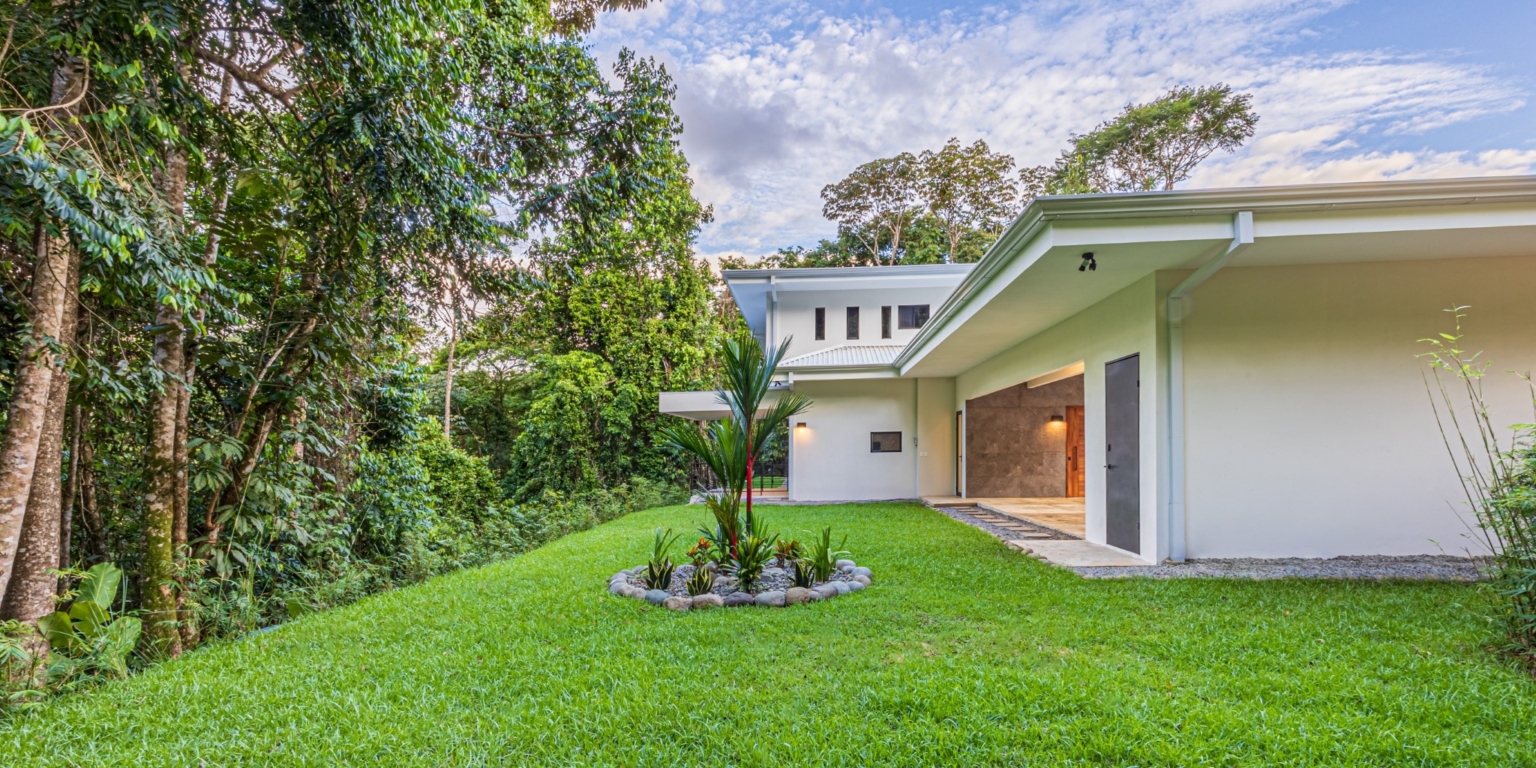Newly Built, Outstanding Uvita Gem, Hidden in the Jungle Canopy with Ocean & Mountain Views in Uvita Costa Rica