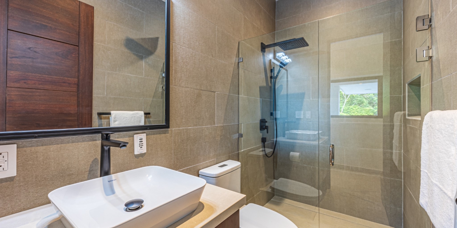 Newly Built, Outstanding Uvita Gem, Hidden in the Jungle Canopy with Ocean & Mountain Views in Uvita Costa Rica