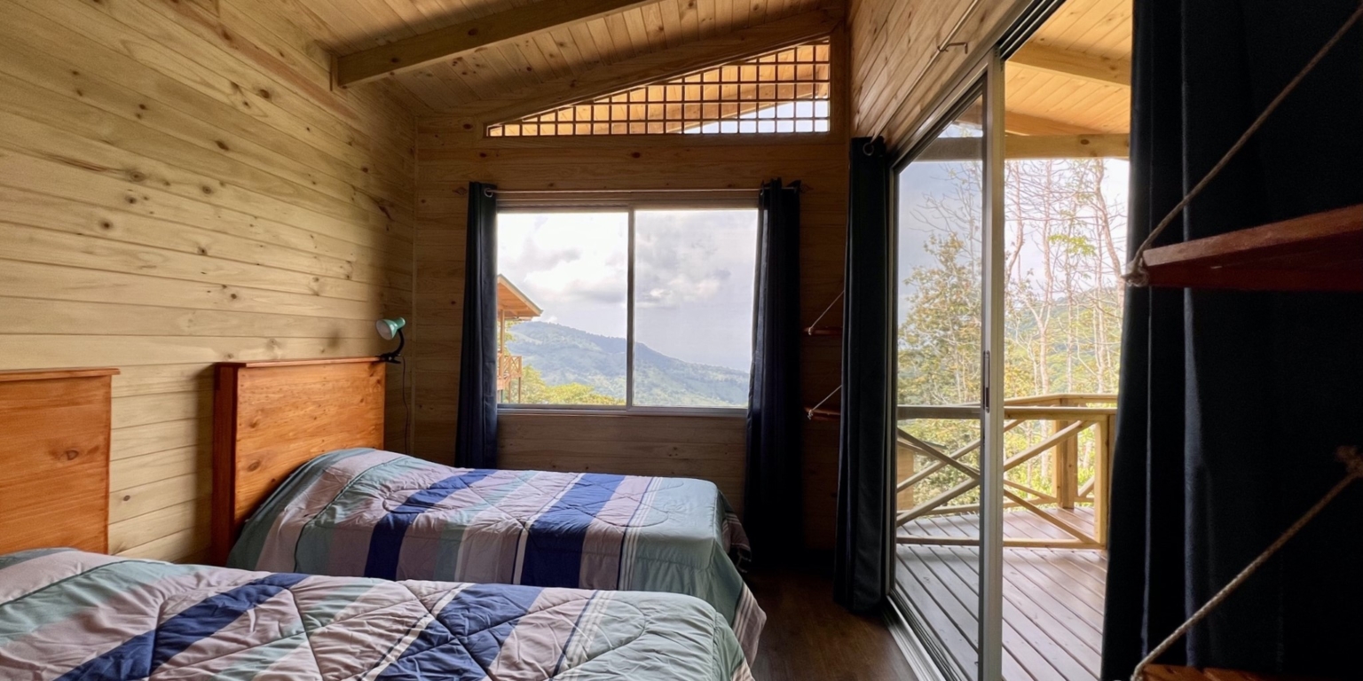 33.4840 House and Cabins Morete 16 Brand New Home And 2 Guest Houses With Breathtaking Views And Waterfall in Uvita Costa Rica