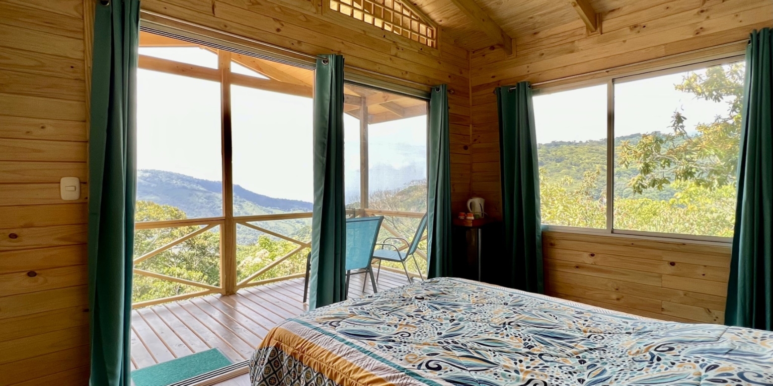 28.4840 House and Cabins Morete 12 Brand New Home And 2 Guest Houses With Breathtaking Views And Waterfall in Uvita Costa Rica