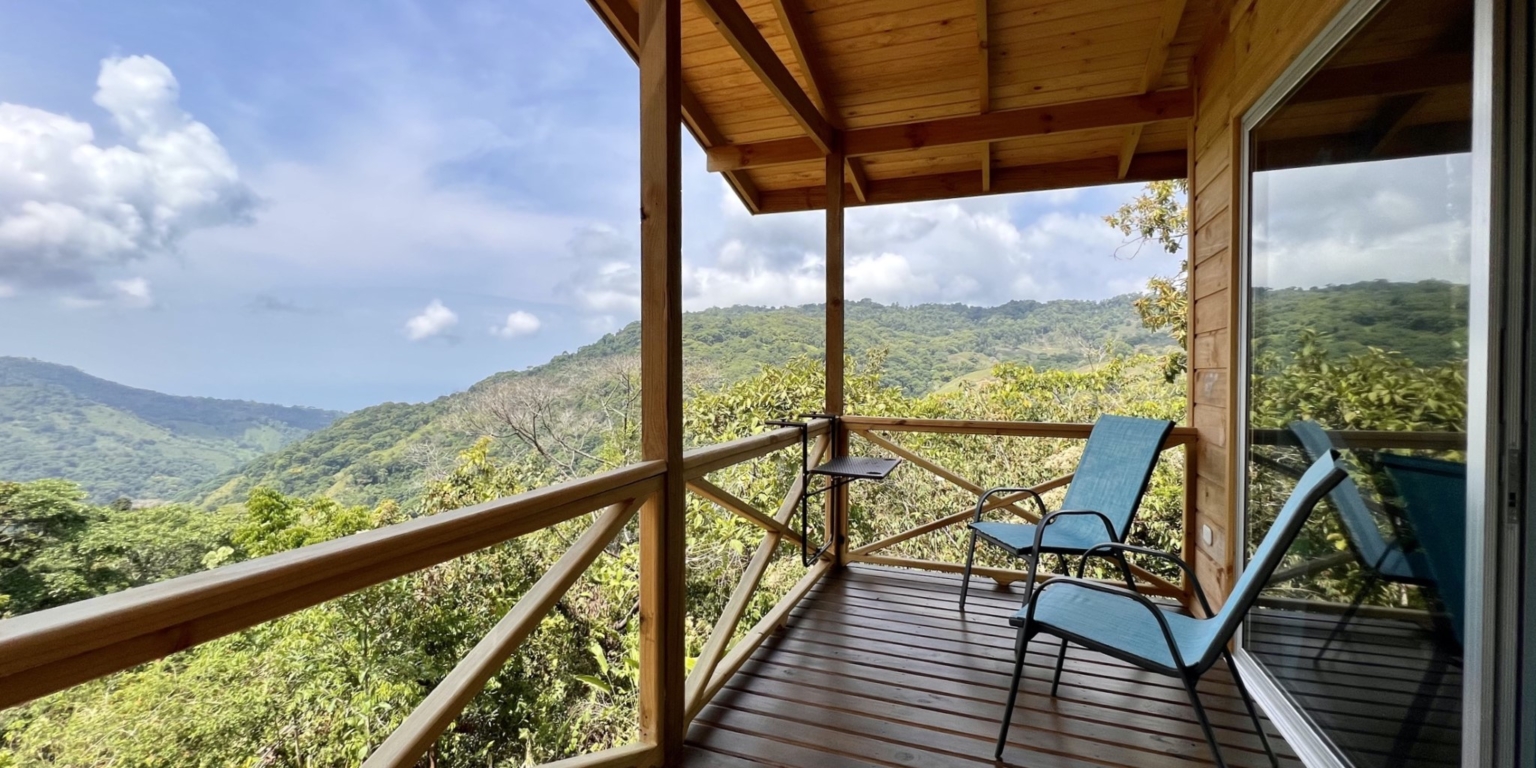 25.4840 House and Cabins Morete 15 Brand New Home And 2 Guest Houses With Breathtaking Views And Waterfall in Uvita Costa Rica