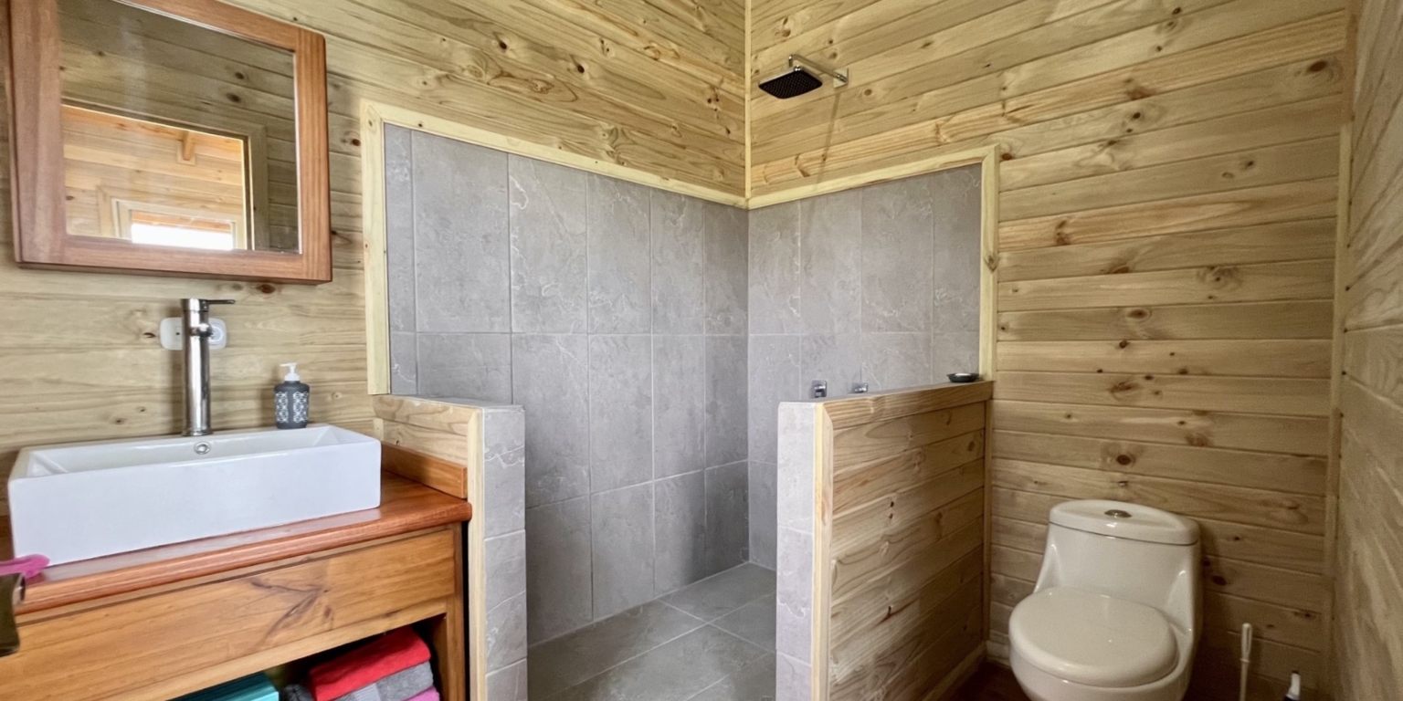 17.4840 House and Cabins Morete 09 Brand New Home And 2 Guest Houses With Breathtaking Views And Waterfall in Uvita Costa Rica