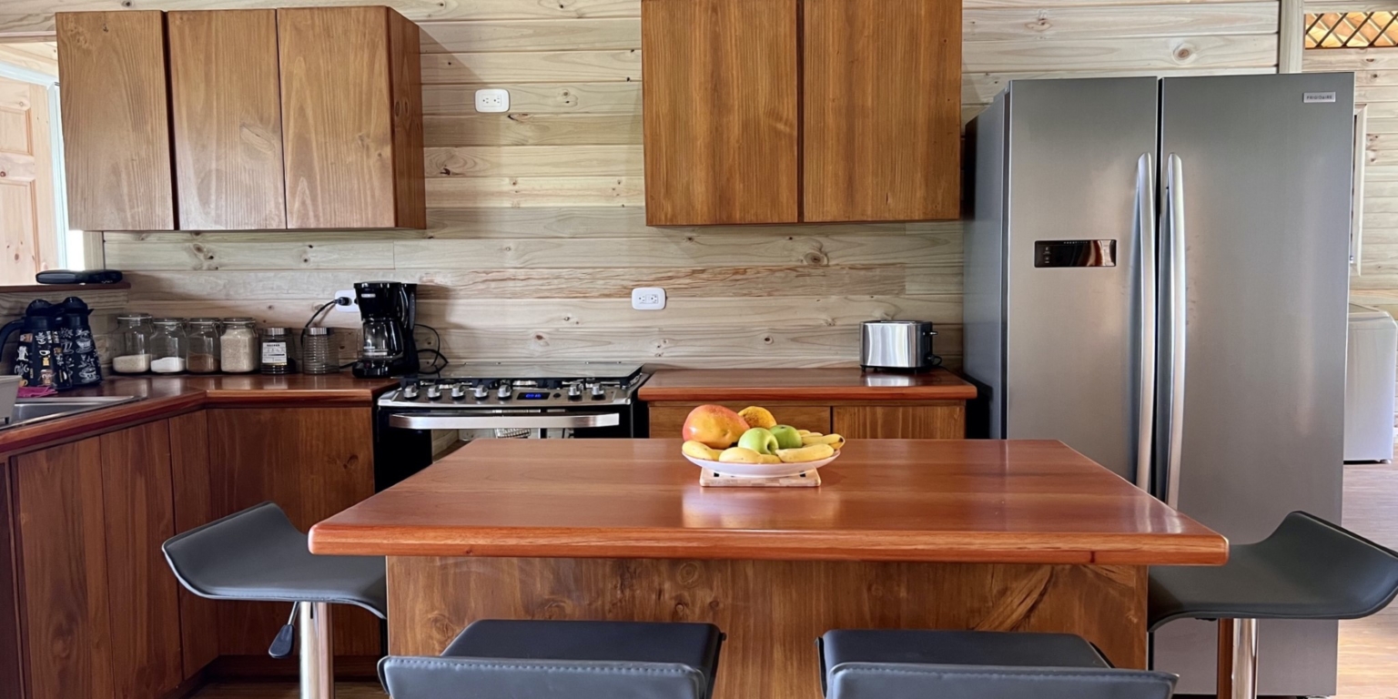 6.4840 House and Cabins Morete 10 Brand New Home And 2 Guest Houses With Breathtaking Views And Waterfall in Uvita Costa Rica
