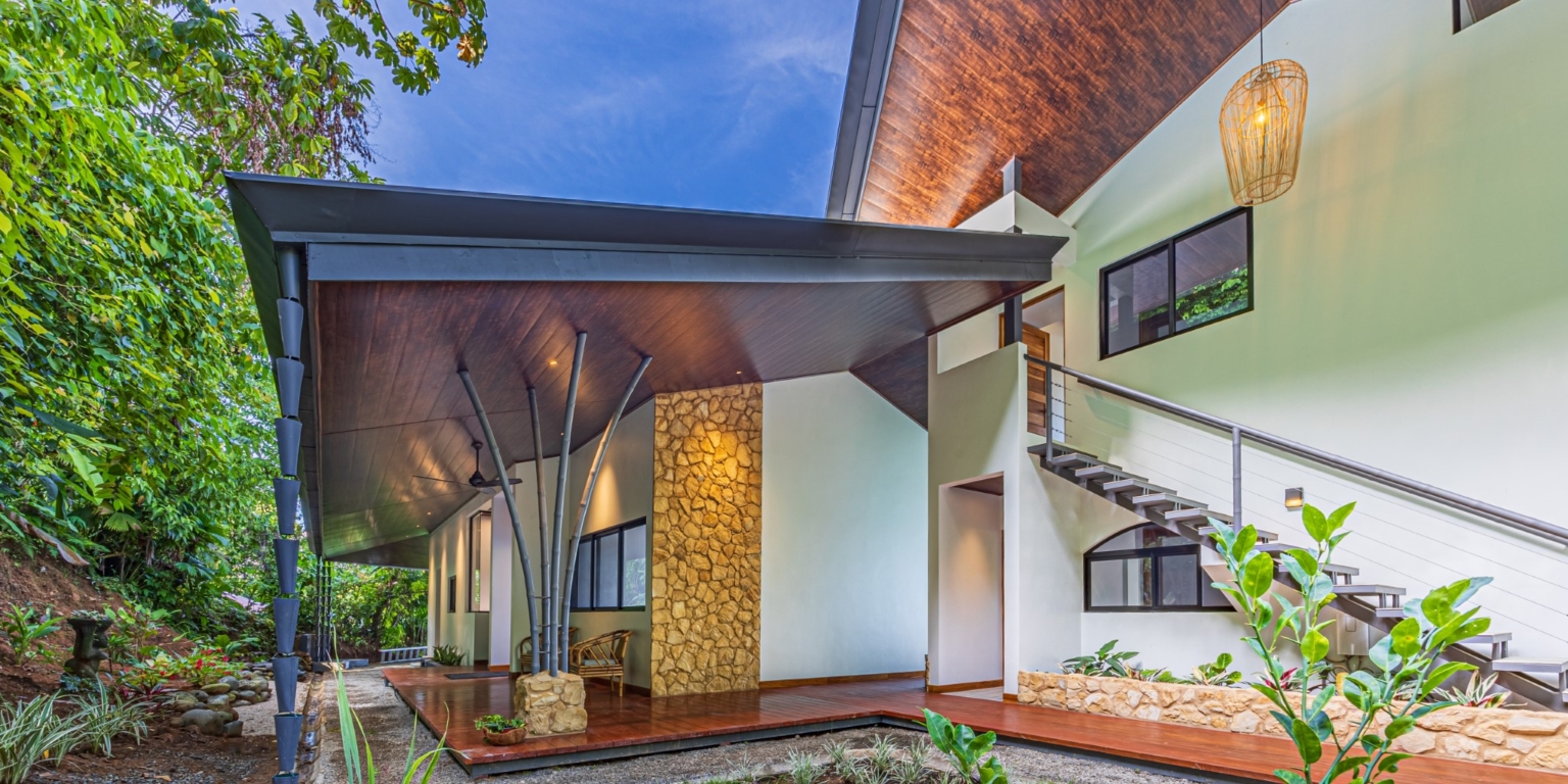 Brand New Modern Style Ocean & Jungle View Home in Ojochal Costa Rica Brand New Modern Style Ocean & Jungle View Home in Ojochal Costa Rica