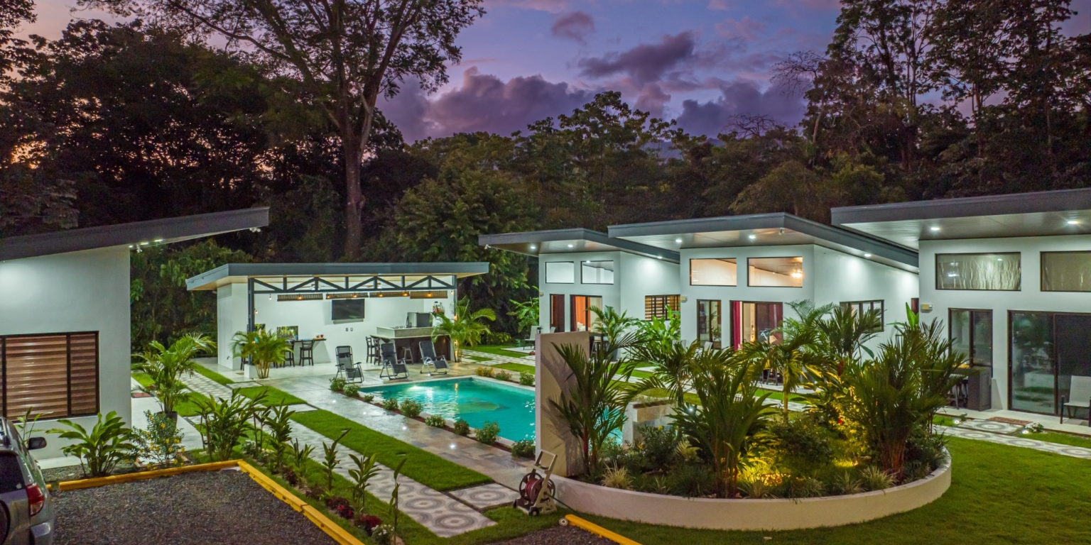 Villa with 2-Bedrooms Plus 2 Rental Casitas & Big Pool in an Amazing Location Walking Distance to Town in Uvita Costa Rica Villa with 2-Bedrooms Plus 2 Rental Casitas & Big Pool in an Amazing Location Walking Distance to Town in Uvita Costa Rica