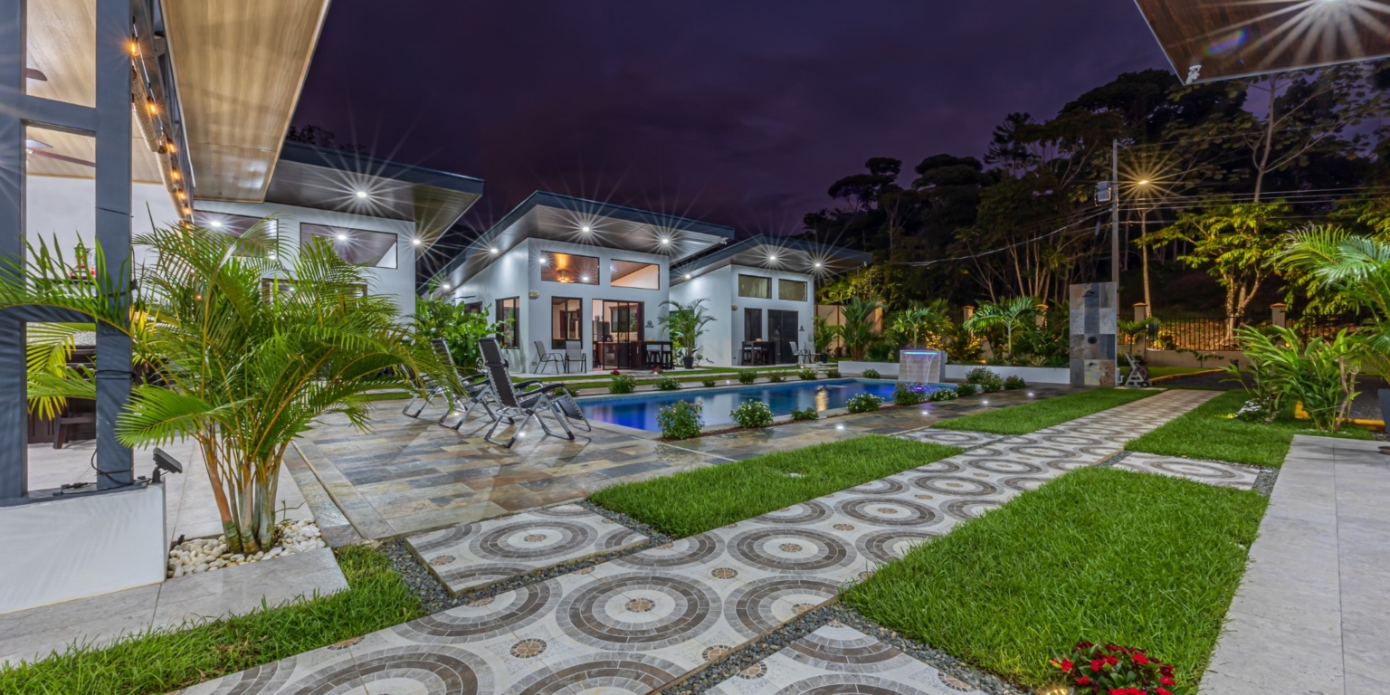 Villa with 2-Bedrooms Plus 2 Rental Casitas & Big Pool in an Amazing Location Walking Distance to Town in Uvita Costa Rica Villa with 2-Bedrooms Plus 2 Rental Casitas & Big Pool in an Amazing Location Walking Distance to Town in Uvita Costa Rica