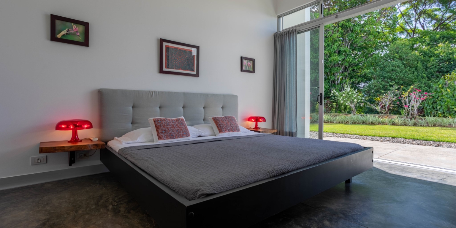 Mariposa Luxury Modern Home with Guest House in Uvita Costa Rica