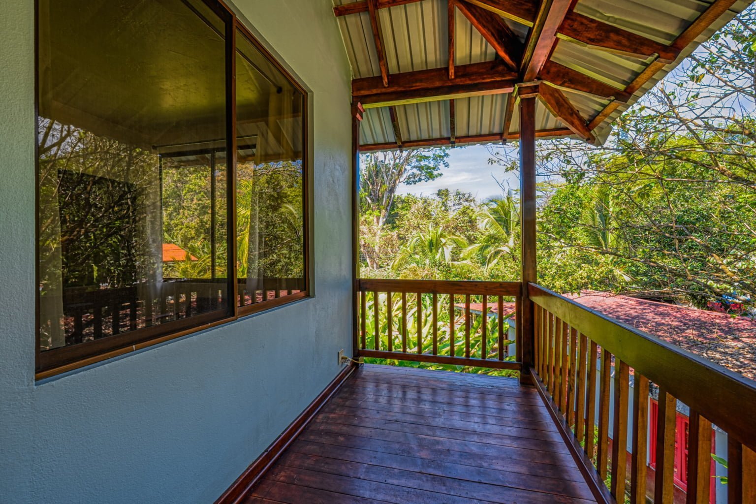 Ideal Rental Home On the River Walking Distance to Dominical Beach Ideal Rental Home On the River Walking Distance to Dominical Beach