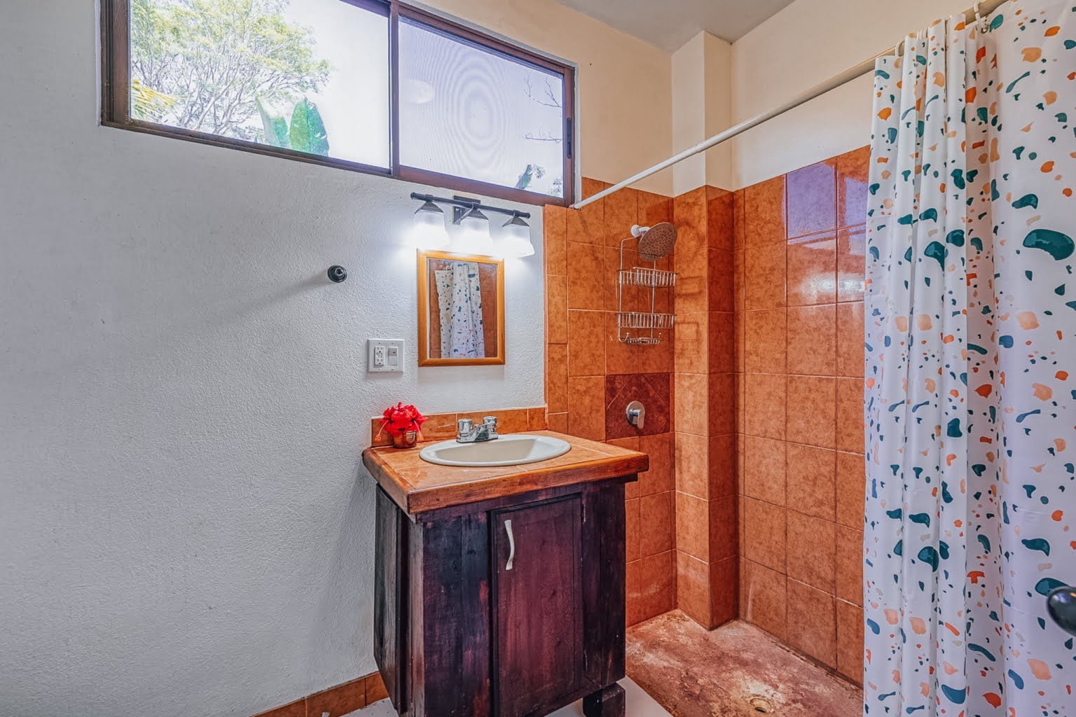 Ideal Rental Home On the River Walking Distance to Dominical Beach Ideal Rental Home On the River Walking Distance to Dominical Beach