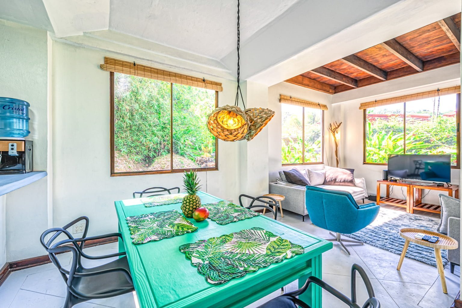 Ideal Rental Home On the River Walking Distance to Dominical Beach Ideal Rental Home On the River Walking Distance to Dominical Beach