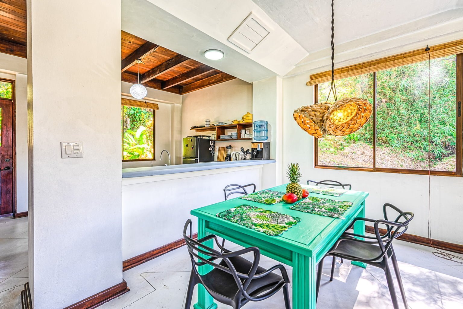 Ideal Rental Home On the River Walking Distance to Dominical Beach Ideal Rental Home On the River Walking Distance to Dominical Beach
