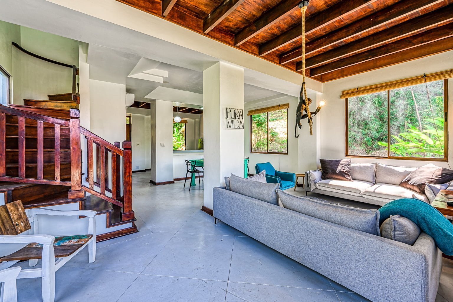 Ideal Rental Home On the River Walking Distance to Dominical Beach Ideal Rental Home On the River Walking Distance to Dominical Beach
