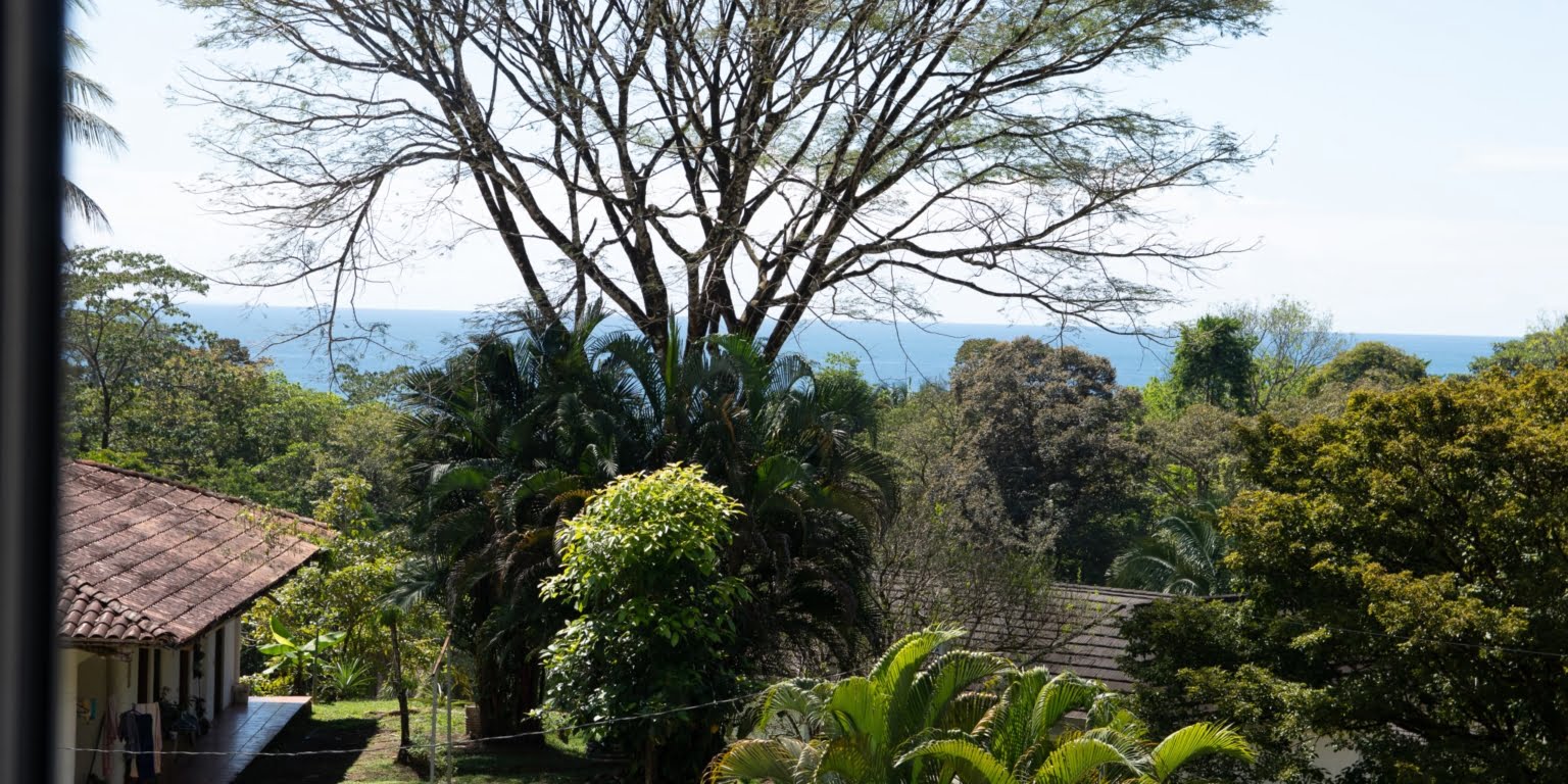 UVI258 – Villa Hermosa – 23 Unique 3-Bedroom Townhome Condo Just Minutes Walk from the Beach with Spectacular Ocean View – Perfect Rental Property in Playa Hermosa near Uvita Costa Rica