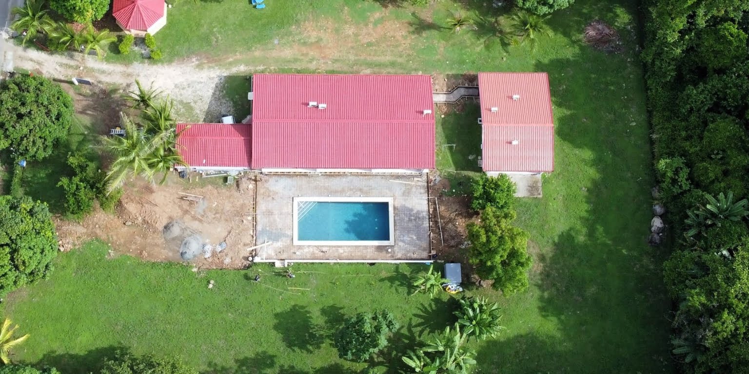 j1 Income Property with a 2-Bedroom Owner House & 3 2-Bedroom Apartments in the Heart of Ojochal Costa Rica