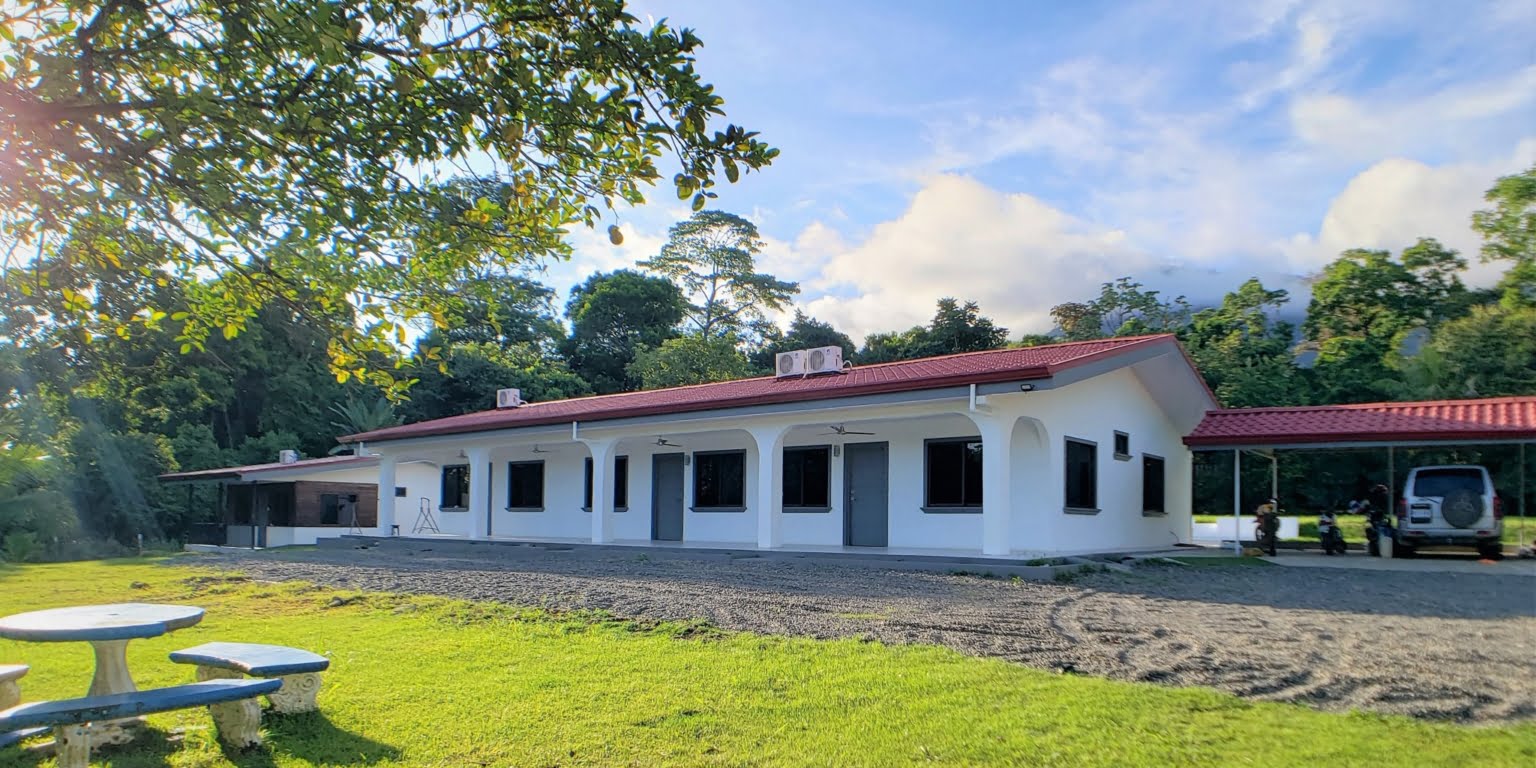i2 Income Property with a 2-Bedroom Owner House & 3 2-Bedroom Apartments in the Heart of Ojochal Costa Rica