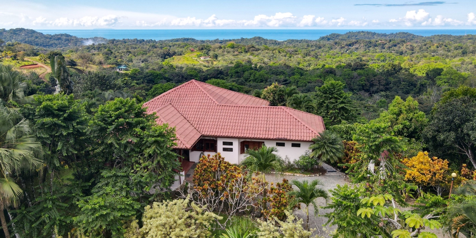 5394 – Ojochal Calle Cascada 3 Bedroom House #32 Expansive Oceanview from this 4-Bedroom Home with Big Pool In Ojochal Costa Rica