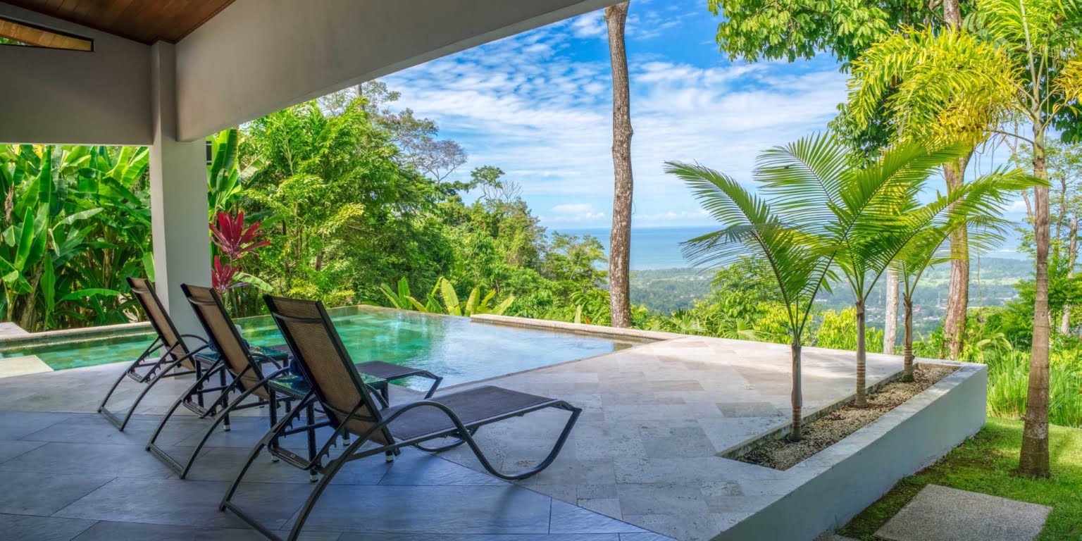 Casa Bonita_web_3 Amazing Luxury 3-Bedroom Home Plus Guest Quarters & Infinity Pool Overlooking Whale’s Tail in Uvita Costa Rica
