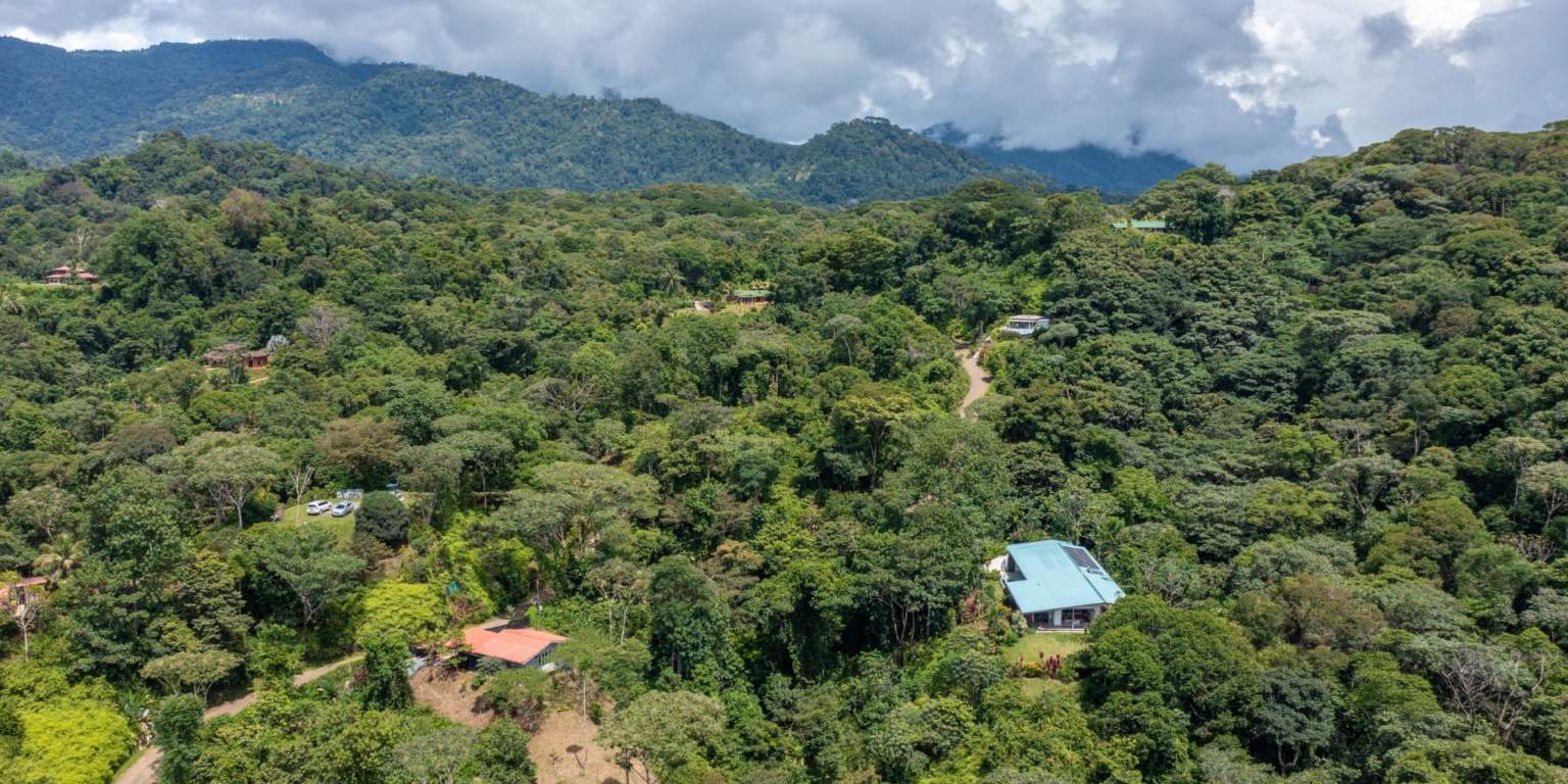 MYdesign_maison_50 Beautiful 3-Bedroom Jungle & Sunset View Home with Pool & River Access in Ojochal Costa Rica