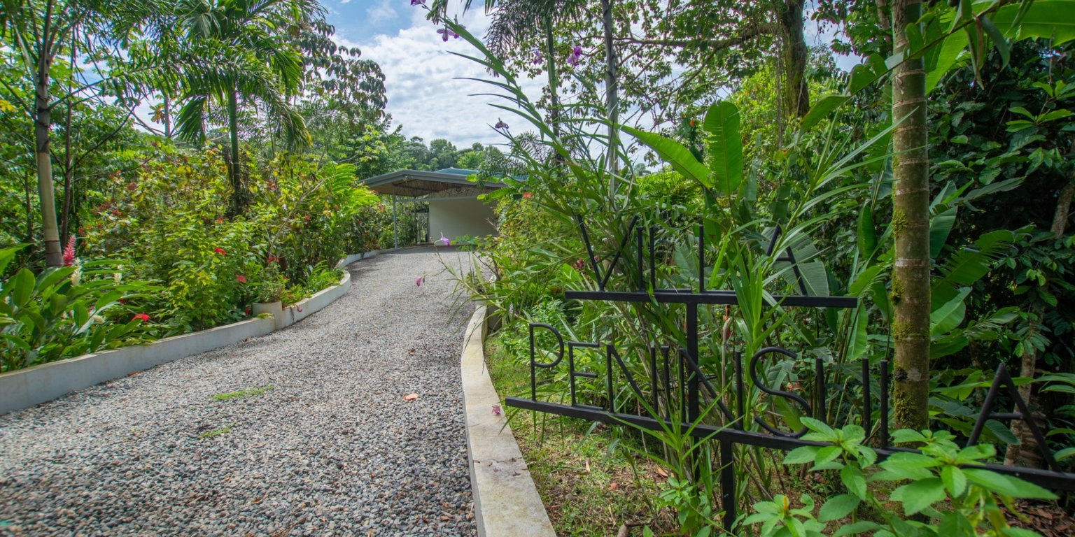 MYdesign_maison_47 Beautiful 3-Bedroom Jungle & Sunset View Home with Pool & River Access in Ojochal Costa Rica