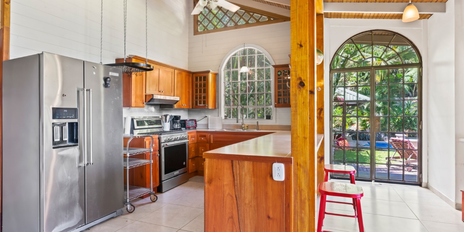 Lagunas 3 Bed OV Mountain Home_9 Ocean View 3-Bedroom Home with Pool in the Mountains of Lagunas near Dominical Costa Rica