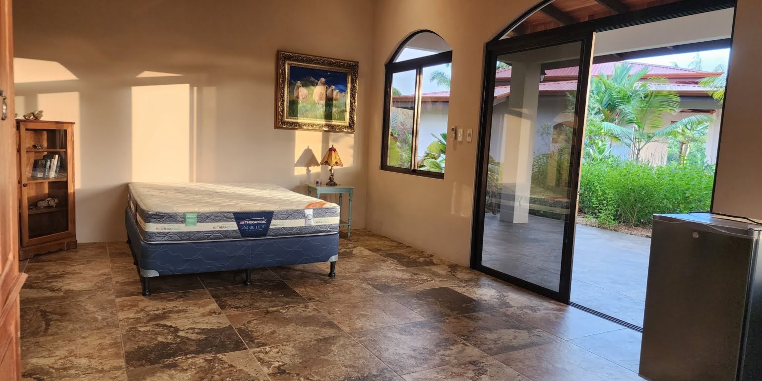 PLT173 – 26 Private Luxury Ocean View 2-Bedroom Home on 2.5 Acres for Great Privacy and Great Rental Potential in Platanillo above Dominical Costa Rica